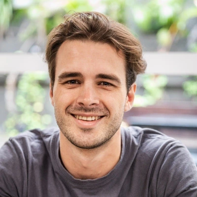 chris dwyer headshot