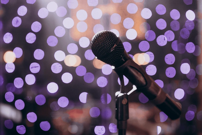 microphone with event in the backdrop